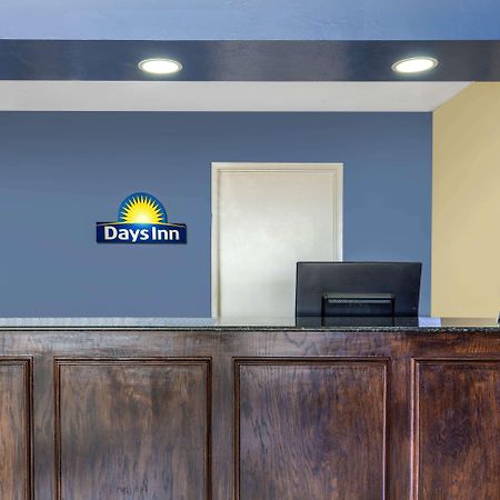 Days Inn By Wyndham Banning Casino/Outlet Mall Exterior photo